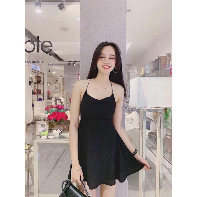 Đầm xòe hai dây chéo lưng dễ thương