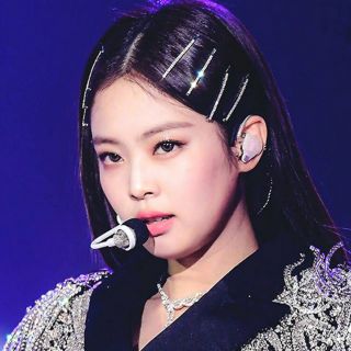 (SẴN) ✨ (Bộ 2 cái) Kẹp tóc đính đá Jennie Solo lấp lánh sang chảnh (Ms G10)