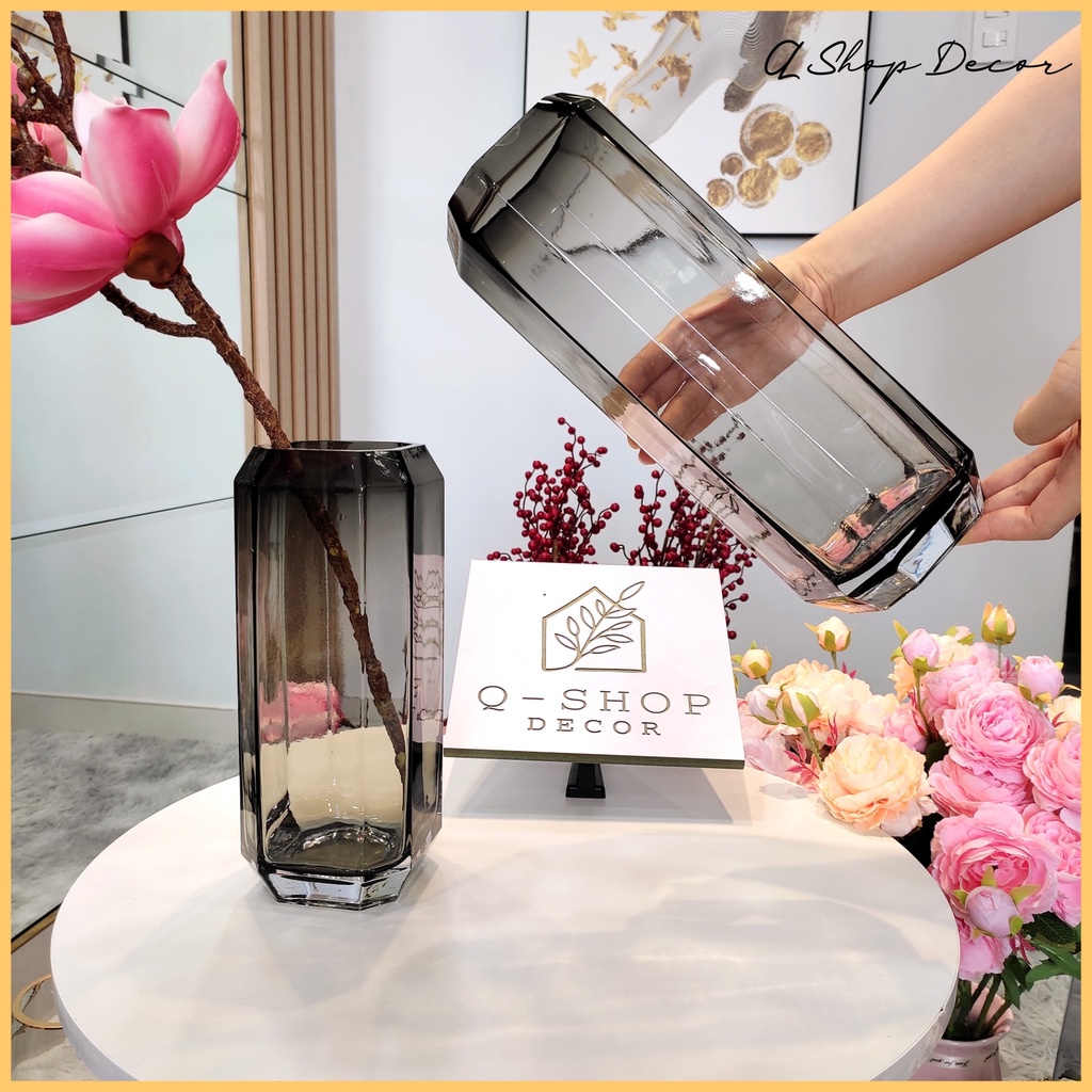 Lọ hoa decor thuỷ tinh xám đen cao cấp Qshop Decor , bình hoa trang trí phòng khách để bàn làm việc đẹp sang trọng