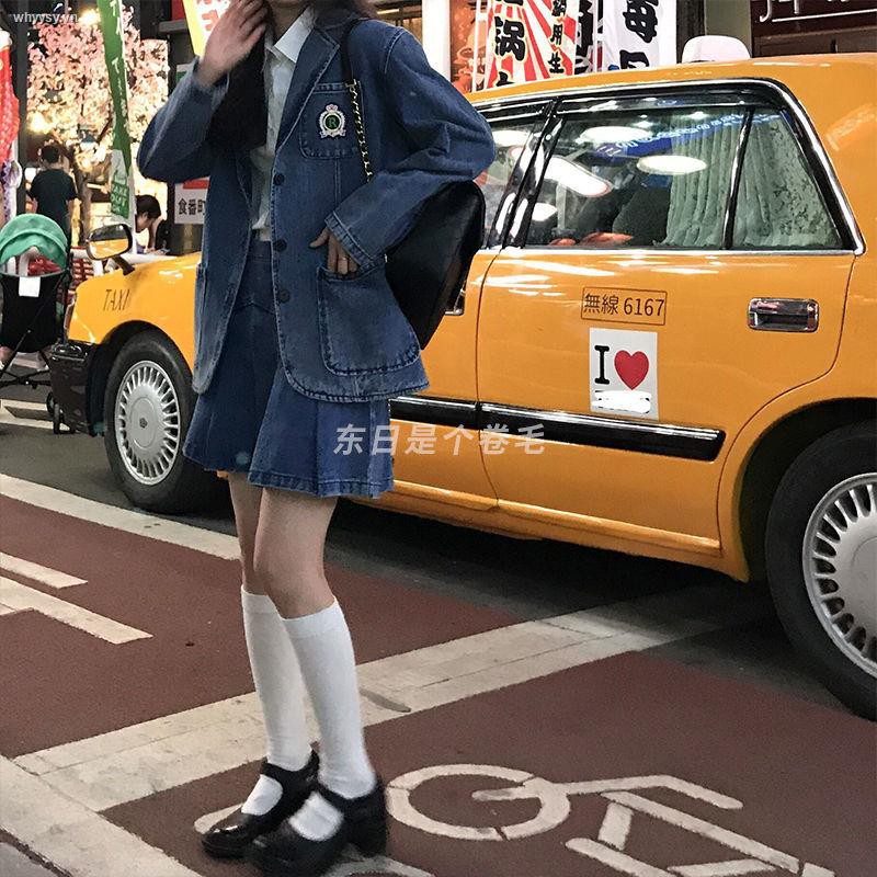 Set Áo Khoác Denim + Chân Váy Xếp Ly Mỏng Phong Cách Retro Hong Kong Mới Cho Nữ | BigBuy360 - bigbuy360.vn