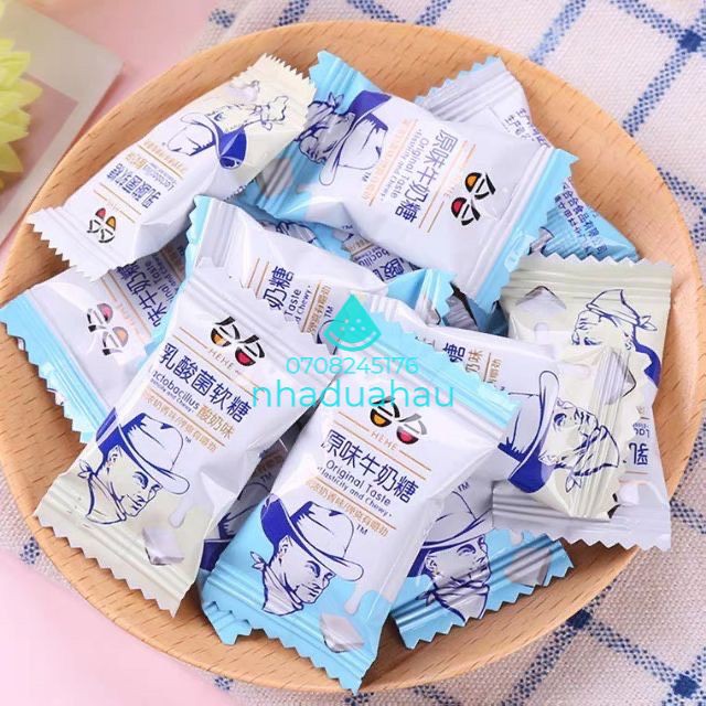Một gói kẹo dẻo vị sữa chua/ sữa bò truyền thống/ trứng muối HEHE Hongkong 360g