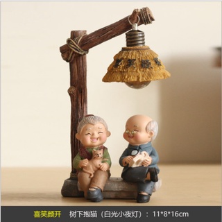 Tượng ông bà lão hạnh phúc ( mẫu cổ đại )