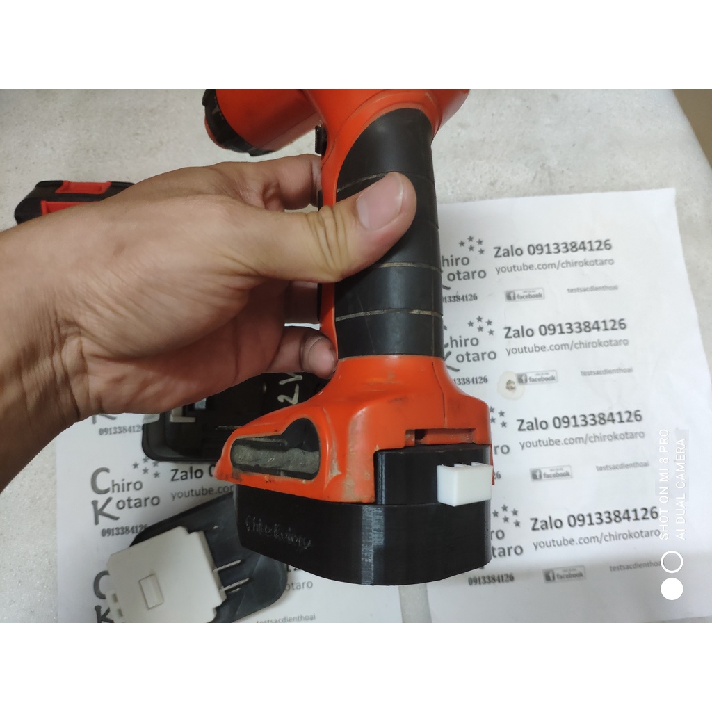Đế chuyển pin cho máy Black Decker 12V NiCD dạng cài sang dùng hộp pin Makita LXT cài 12V 14V