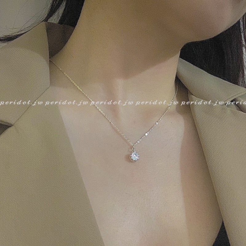 Dây chuyền mặt đá lấp lánh by peridot.jw