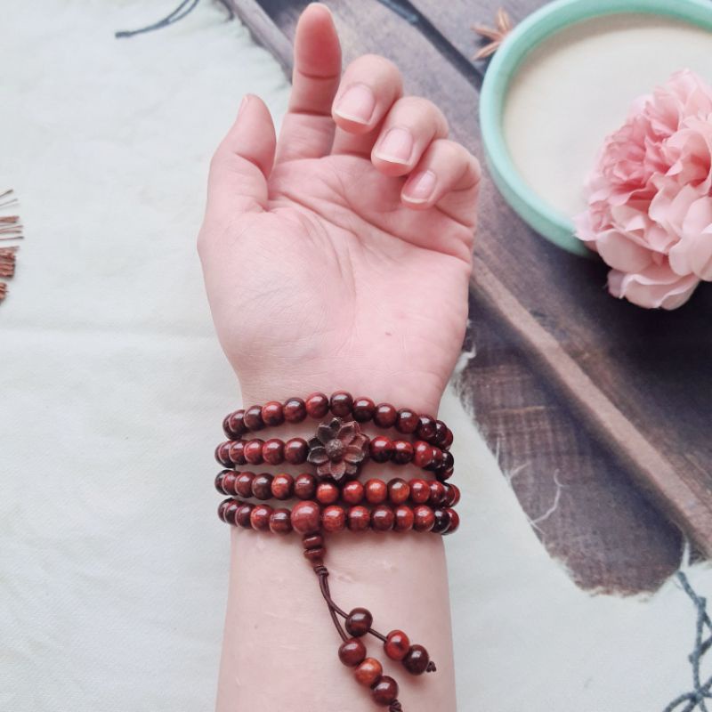 Vòng Tay Gỗ Trắc Đỏ 108 Hạt Size 6mm - N89 | BigBuy360 - bigbuy360.vn