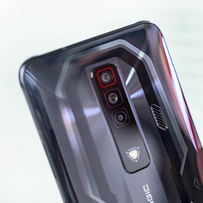 Điện thoại Nubia Red Magic 7 Chính hãng - Tặng BH Vàng 12 Tháng cả Nguồn & Màn hình