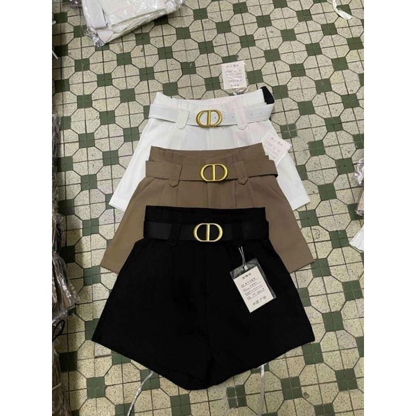 Quần short kèm đai CD