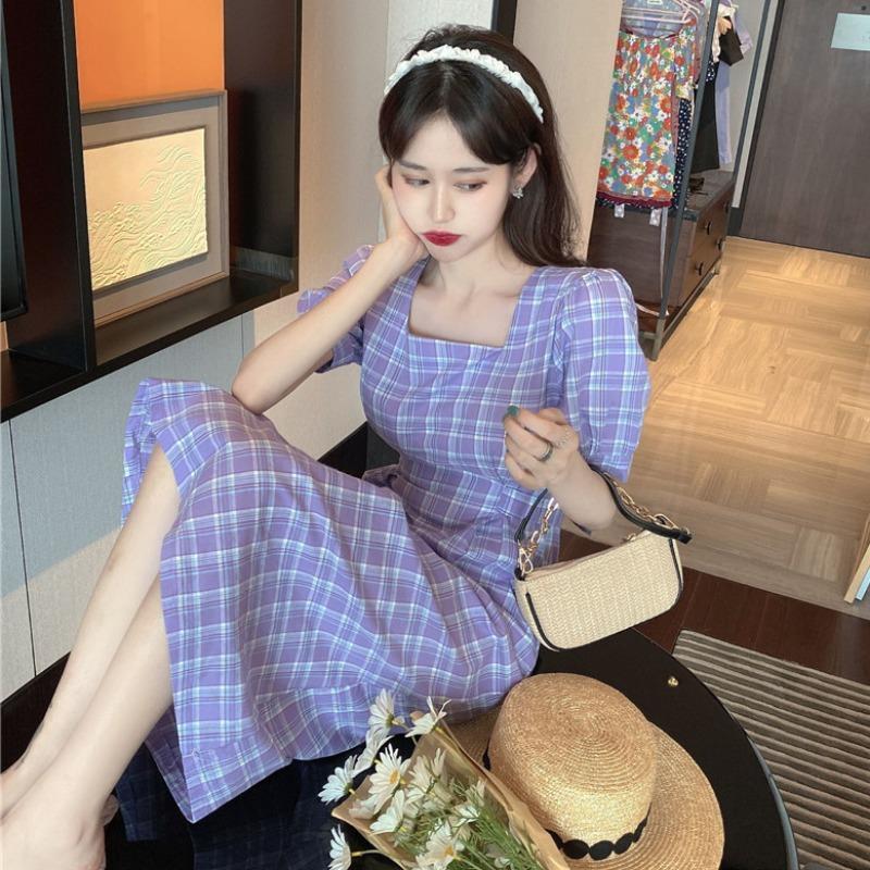 Đầm Dài Tay Ngắn Họa Tiết Sọc Caro Phong Cách Retro Thời Trang Mùa Hè 2021 | BigBuy360 - bigbuy360.vn