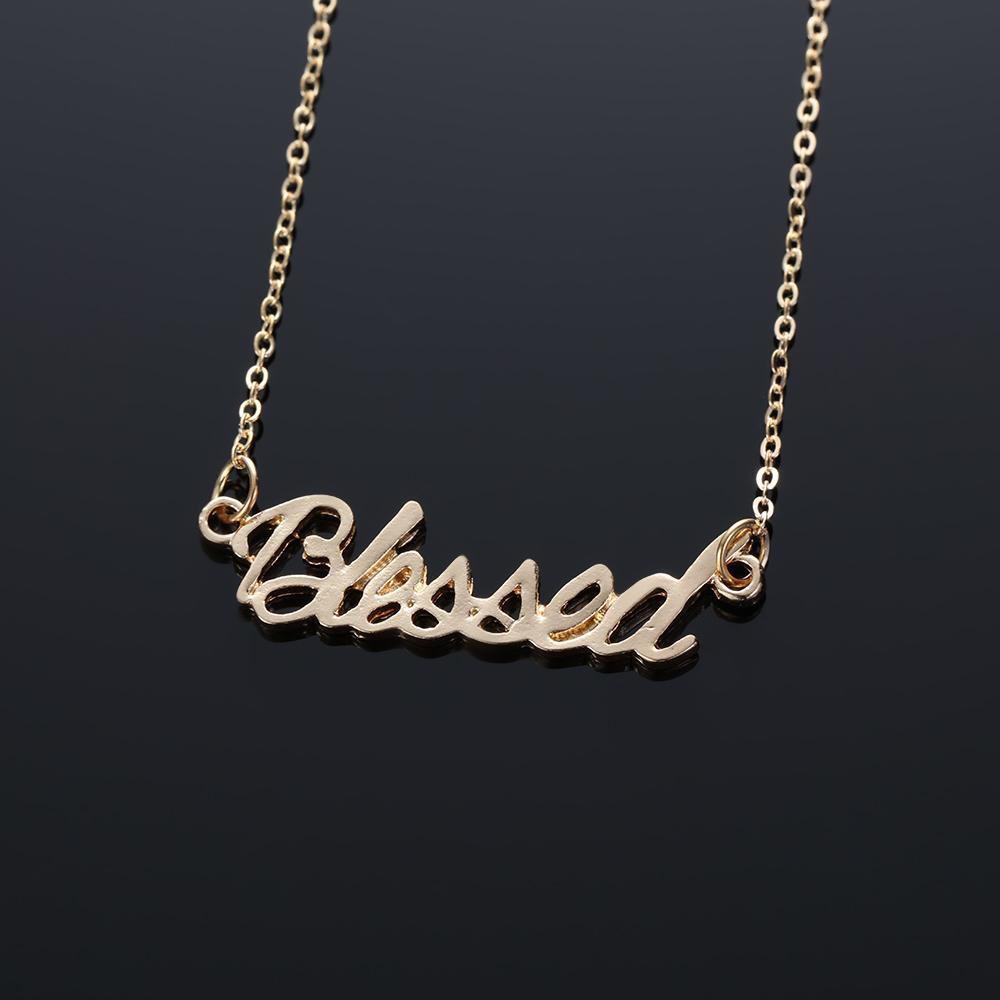 Vòng cổ Mặt Hình Thiên Thần Mật Ong Làm Quà Tặng Sinh Nhật Mới Cho Bạn Gái