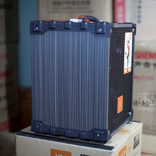 Loa karaoke mini giá rẻ hát hay JBZ 106 tặng kèm micro không dây, hát hay bảo hành 12 tháng