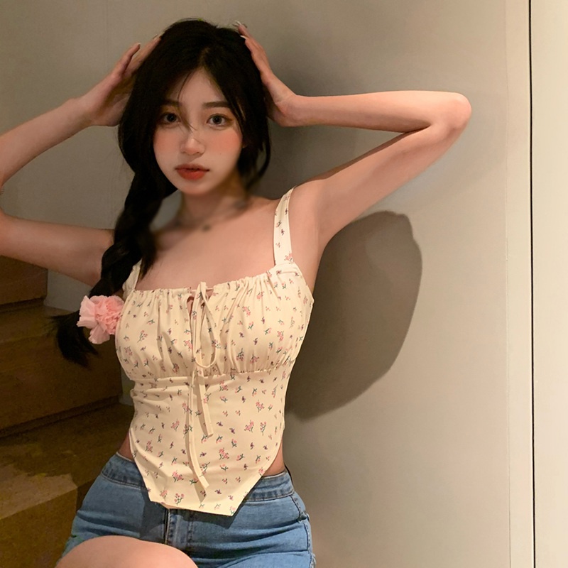 Áo Crop Top Hai Dây Ôm In Họa Tiết Hoa Phong Cách Pháp Ngọt Ngào Cho Nữ