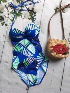 Bikini 1 mảnh cúp ngực