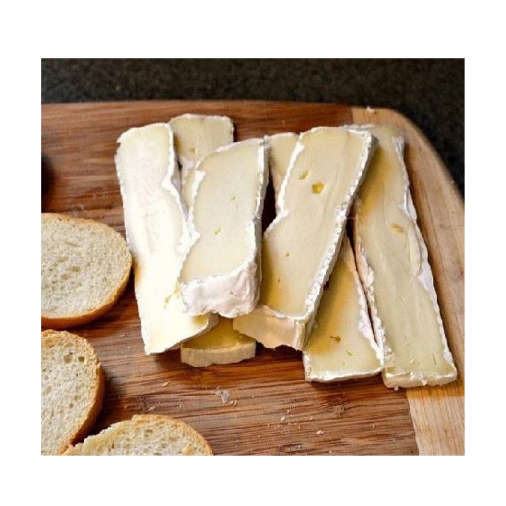 Phô mai Brie Paysan Breton Brie và Camembert 125g - Pháp