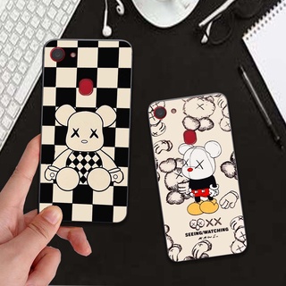 Ốp lưng điện thoại oppo f5 / f5 youth / f7 in hình gấu bearbrick, snoopy