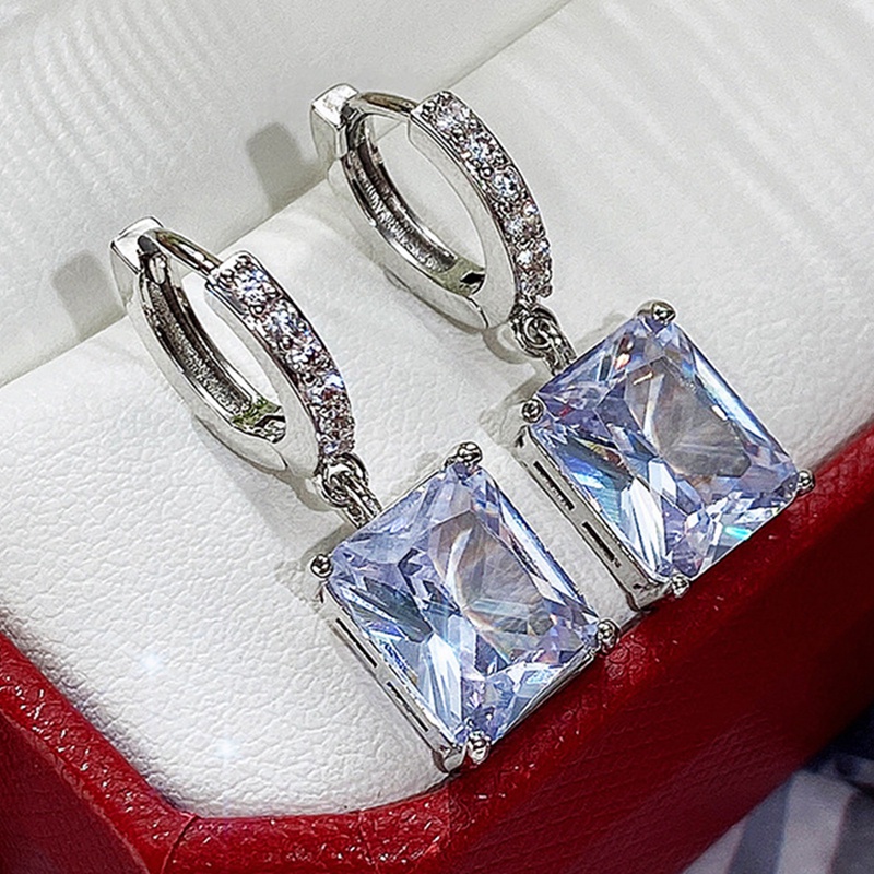 Đôi Khuyên Tai Hình Vuông Đính Đá Zircon Sang Trọng Cho Nữ