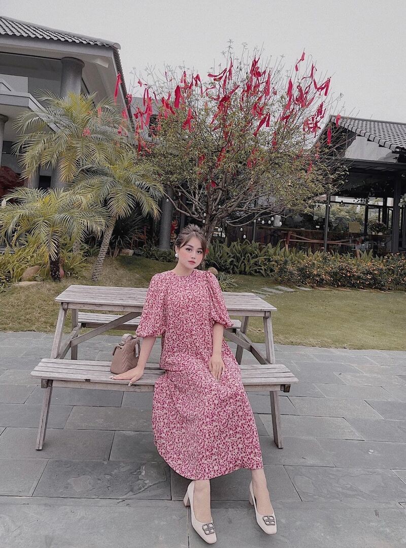 váy hoa nhí vintage dáng dài cổ tròn kiểu dáng hàn quốc | BigBuy360 - bigbuy360.vn