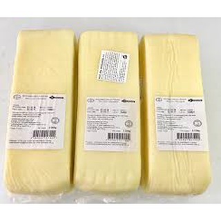 NGUYÊN KHỐI 2,5KG PHÔ MAI MOZARRELA KÉO SỢI