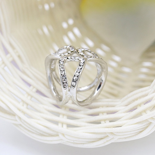 [HelleryVN] Kẹp Khăn Quàng Cổ 3 Vòng Đính Kim Cương Giả Thanh Lịch