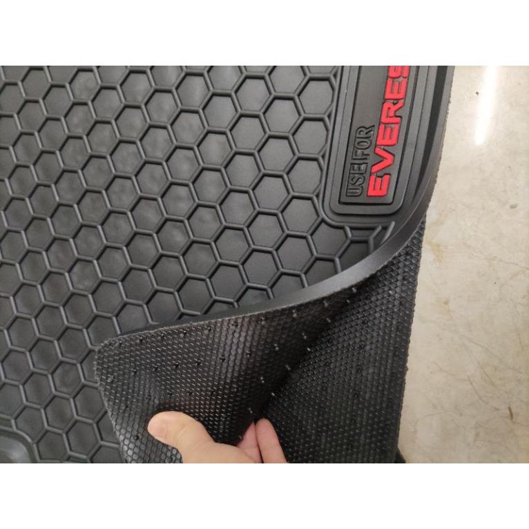 Lót sàn cao su xe Ford Everest 2017 2018 2019 2020 2021 cao cấp