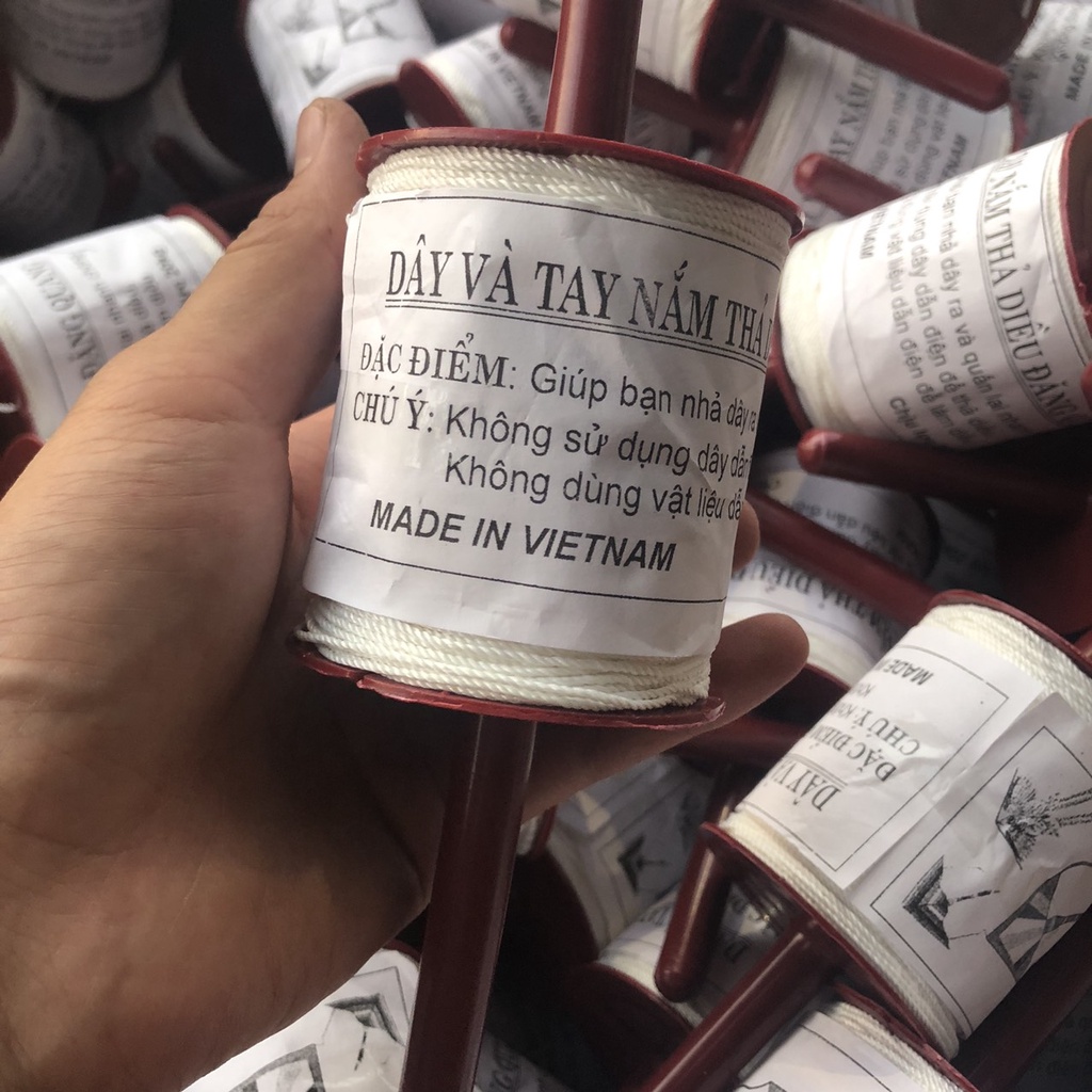 Cuộn dây thả diều có tay cầm