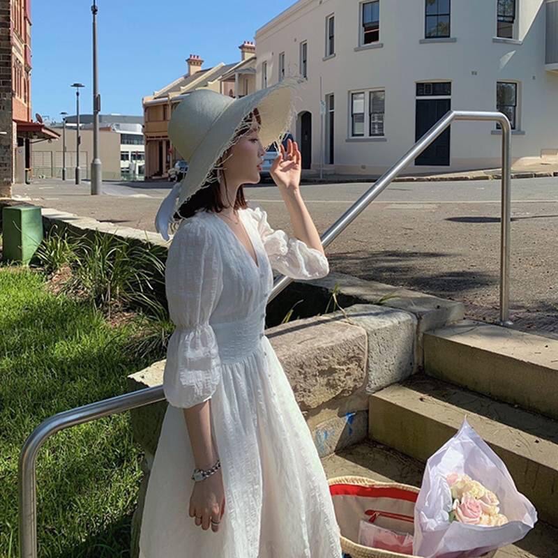 Váy Trắng Nữ Cổ Tim Dáng Dài Tay Phồng, Đầm Trắng Thiết Kế Phong Cách Retro Linzstore | BigBuy360 - bigbuy360.vn