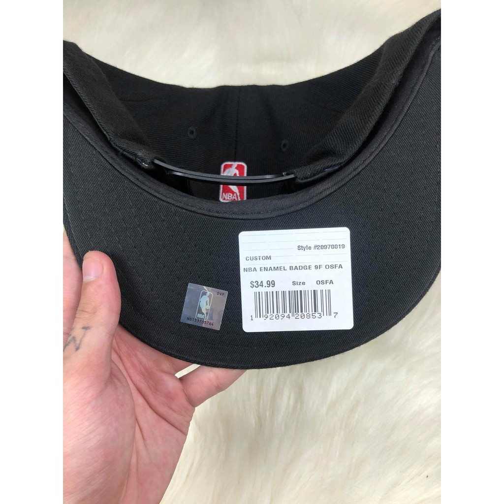 Mũ Nón snapback Chicago Bulls đen logo đỏ  - Mũ Nón full tem siêu đẹp siêu cá tính free size