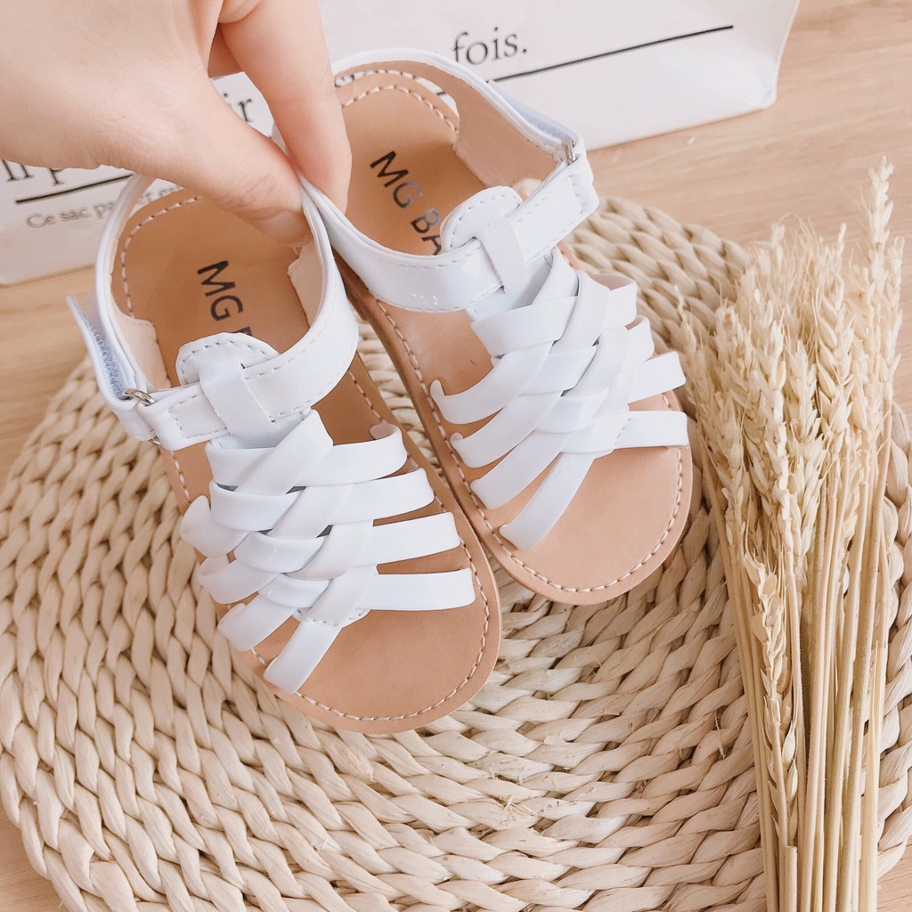 Dép bé gái - Giày sandal cho bé gái quai chéo da PU siêu mềm chắc chắn hàng chính hãng MG Baby đế cao su mềm V533