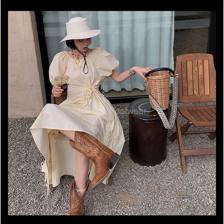 Boots cao bồi phong cách du mục hoa văn tinh tế chất da da bò đep thu đông 2022