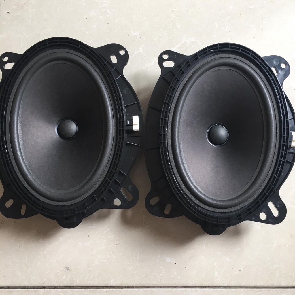 Loa bầu dục bãi âm thanh hay