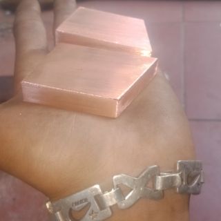 Kẹp kim hàn đồng đỏ dày 1.5cm rộng 4cm dài 5.5cm