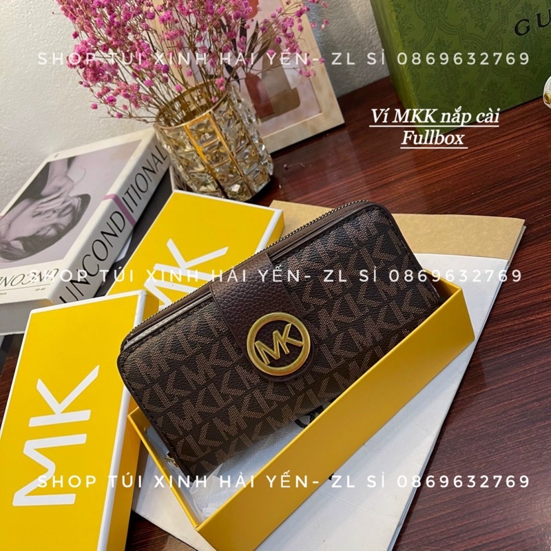 Ví dài cầm tay, ví mk cúc bấm logo nổi,đựng thẻ tiện dụng thời trang cute