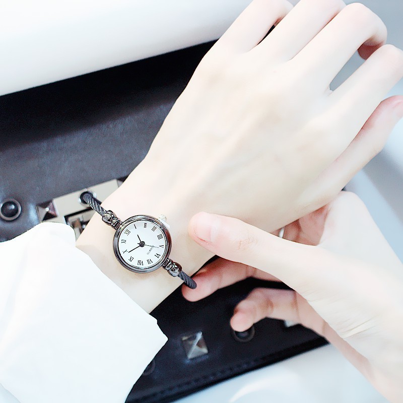 Đồng hồ thời trang nữ dây thép Candycat mặt tròn HH213 | BigBuy360 - bigbuy360.vn