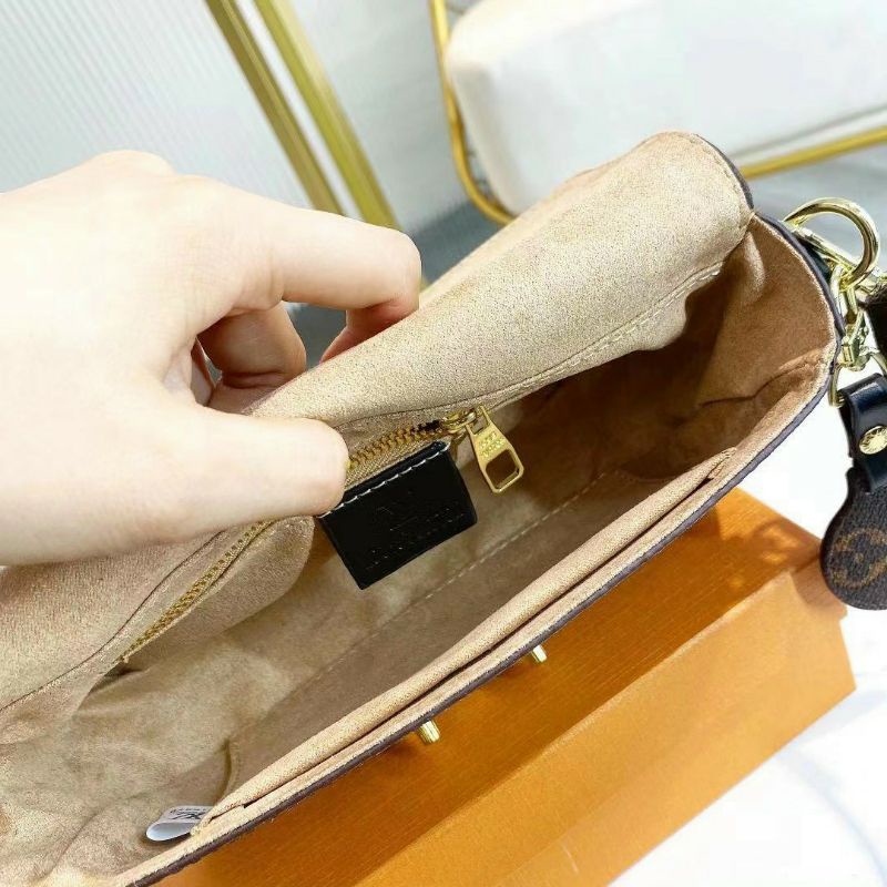 TÚI LV BOLSA SWING SUPER FULL BÕ NAM CHÂM