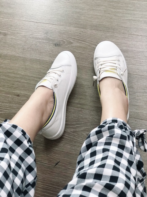 Giày slip on xinh | BigBuy360 - bigbuy360.vn