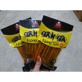Snack gân gà nóng sốt