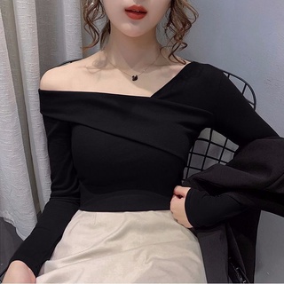 Áo len tăm lệch vai