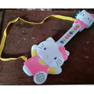 Đàn ghita Hello Kitty phát nhạc
