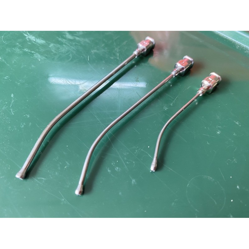 Ống đút cho vẹt con