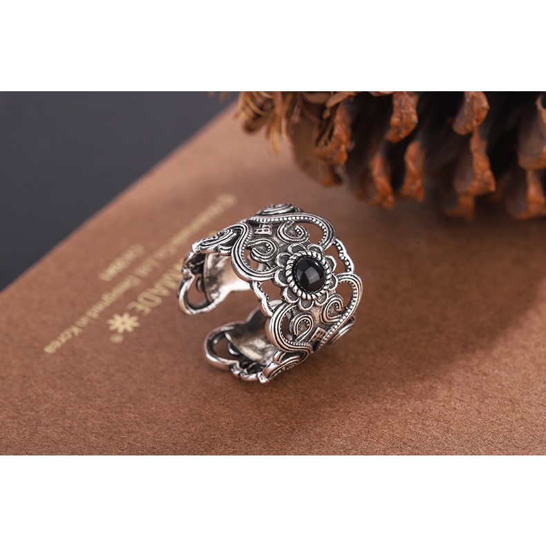 Nhẫn Bạc Thái Lan Họa Tiết Dân Tộc Rỗng Mặt Rộng Đính Đá Zircon Màu Đen Độc Đáo Phong Cách Retro