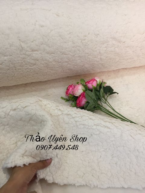 Thảm lông trắng chụp ảnh sản phẩm+ Phông nền