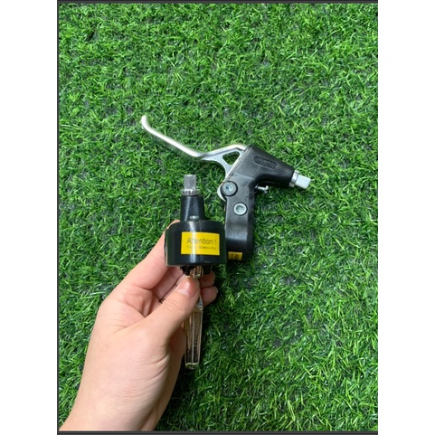 Tay phanh thắng nhôm xe đạp địa hình