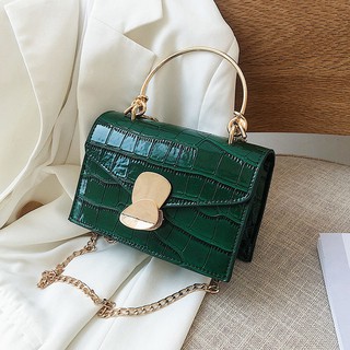 Túi xách đeo vai mini họa tiết da cá sấu phối dây xích phong cách retro phương tây