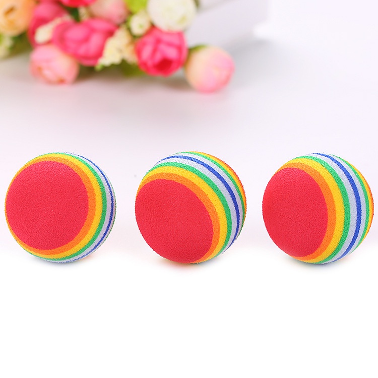 Bóng xốp kẻ màu giúp thú cưng thư giãn, giải trí, kích thích khả năng vận động các bé mèo
