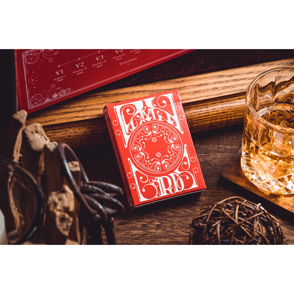 Bộ bài tây SMOKE AND MIRROR V8 playing card by Dan and Dave