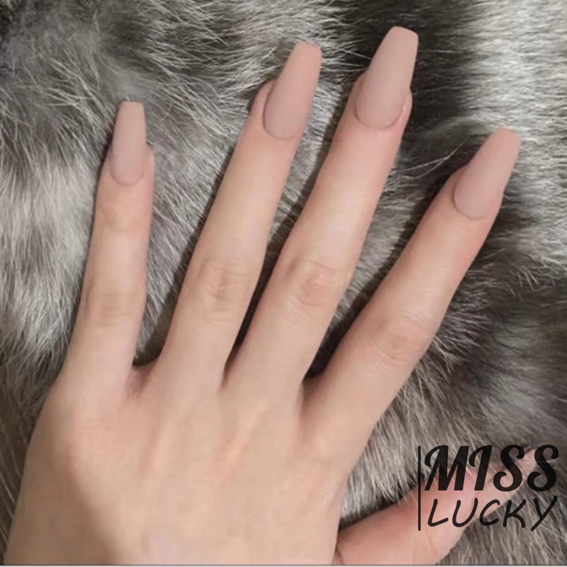 Móng tay giả dạng tròn màu nguyên chất xinh xắn