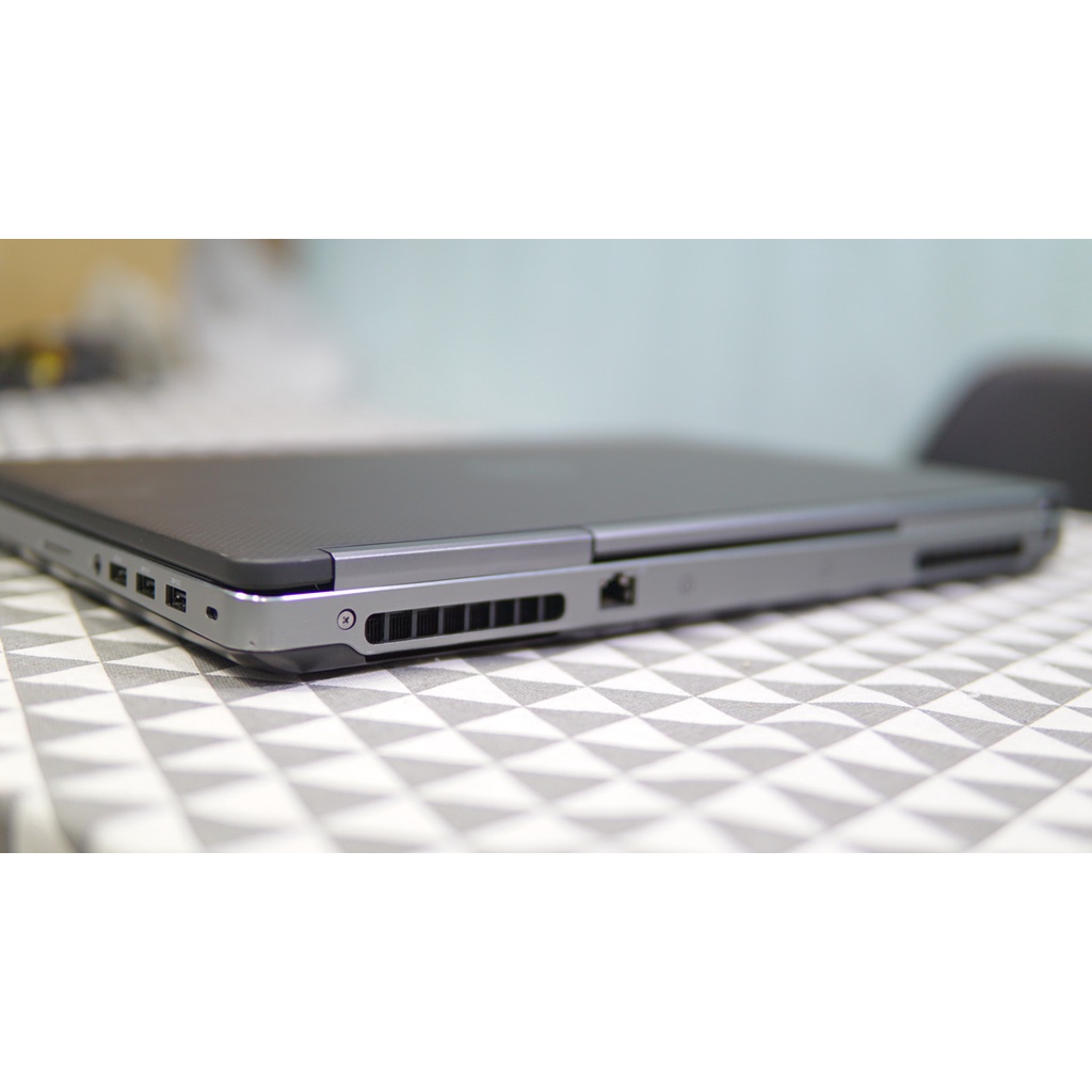 Laptop Dell Precision 7520 Nvidia Quadro M1200 | Quadro M2200 máy trạm đồ hoạ siêu bền