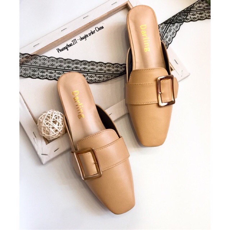 Sục Nữ Thời Trang Có 2 Màu Đen Kem Khóa Chữ D Phong Cách Đẹp Mà Rất Tiện Size 35 - 39