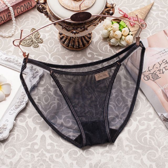 Quần lót nữ dây sườn phối lưới NuciFera QLN27