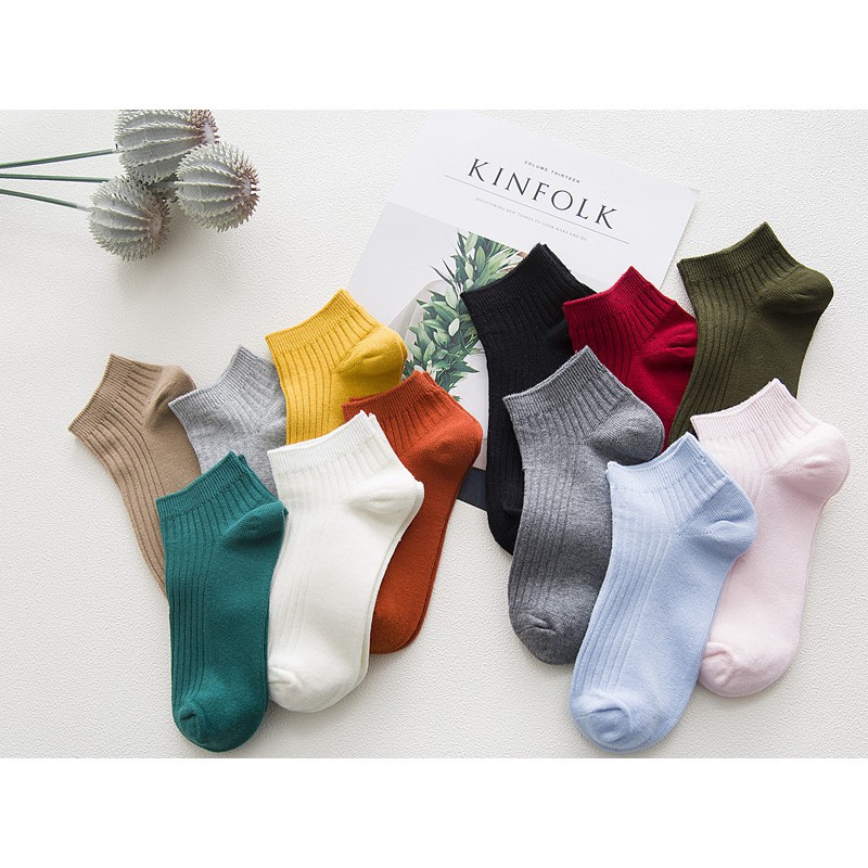 Vớ len có màu sắc xinh xắn kẻ sọc dọc 22237