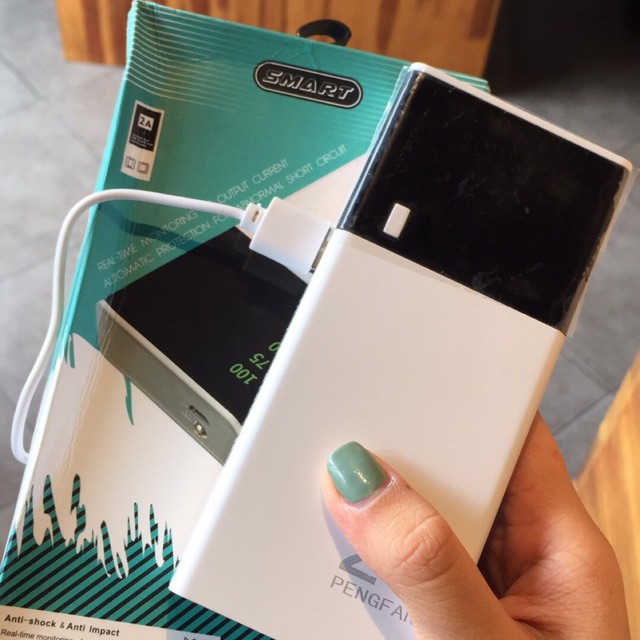 Pin sạc dự phòng smart 20000mah sạc 3 cổng usb